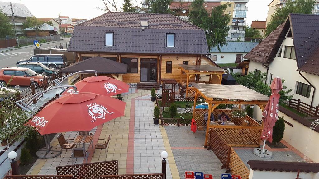 Pensiune Matrix Curtea de Argeş Zewnętrze zdjęcie
